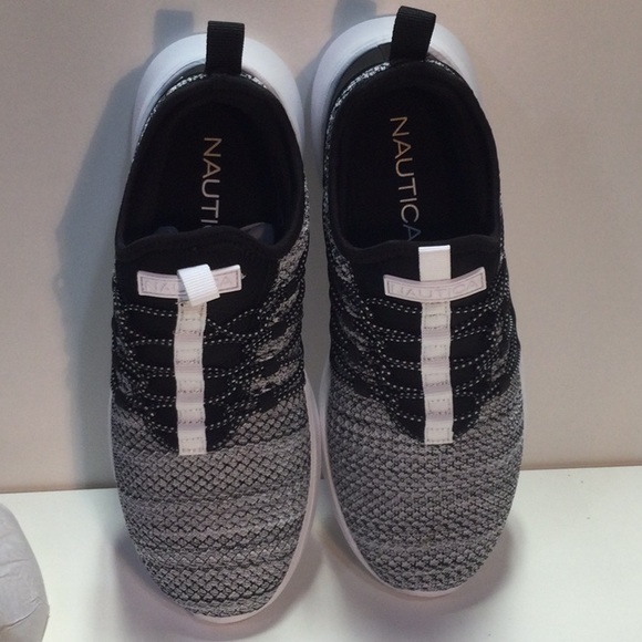 Nautica Womens Slip On Jogger Fleur/White/Black Size 8 - Picture 2 of 6